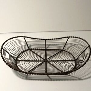 Wire Bread basketin Rustic Farmhouse Brown Metal. 15 By 9 Inches